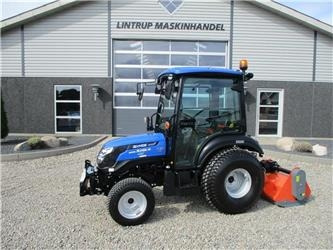 Solis 26 HST Med kabine, Turf dæk og frontlift samt fron - Tracteur agricole: photos 1 Solis 26 HST Med kabine, Turf dæk og frontlift samt fron - Tracteur agricole: photos 1
