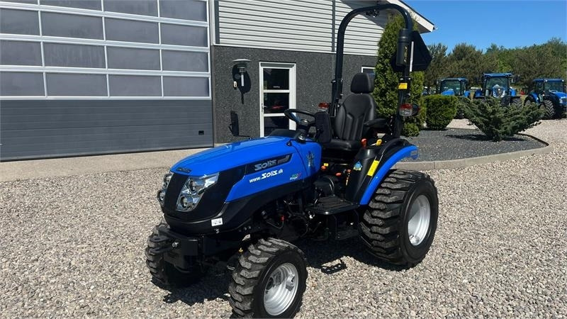 Solis H26 HST Hydrostat. Industrihjul - Tracteur communal: photos 2 Solis H26 HST Hydrostat. Industrihjul - Tracteur communal: photos 2