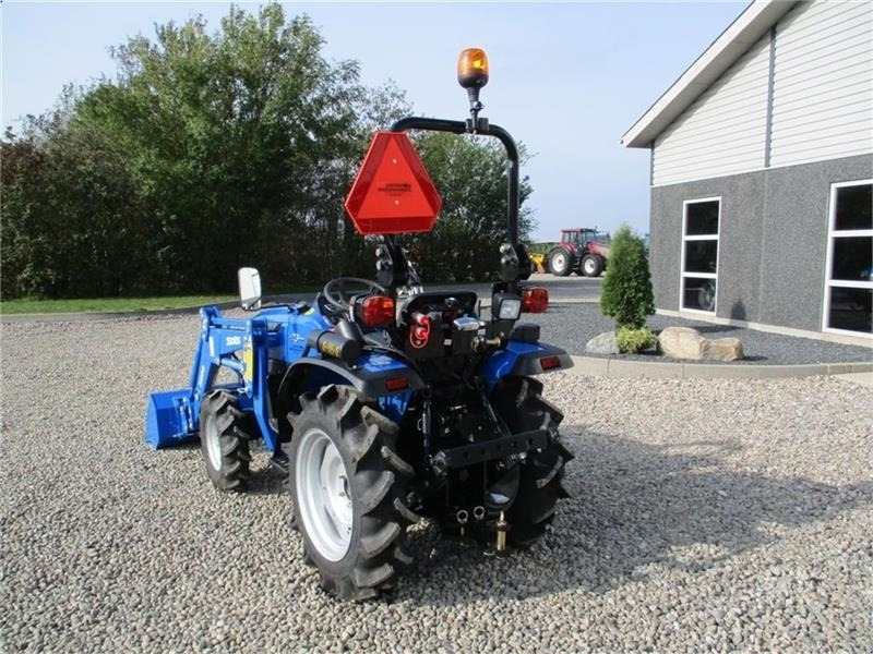 Solis S26 6+2 gearmaskine med Fuldhydraulisk frontlæsser - Tracteur agricole: photos 5 Solis S26 6+2 gearmaskine med Fuldhydraulisk frontlæsser - Tracteur agricole: photos 5
