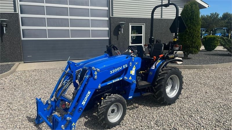 Solis S26 6+2 gearmaskine med Fuldhydraulisk frontlæsser - Tracteur communal: photos 2 Solis S26 6+2 gearmaskine med Fuldhydraulisk frontlæsser - Tracteur communal: photos 2