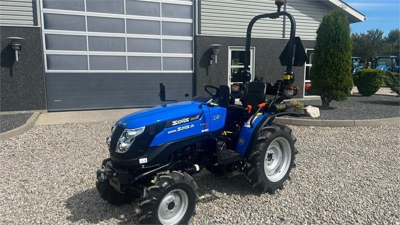 Solis S26 6+2 gearmaskine med servostyring - Tracteur agricole: photos 2 Solis S26 6+2 gearmaskine med servostyring - Tracteur agricole: photos 2