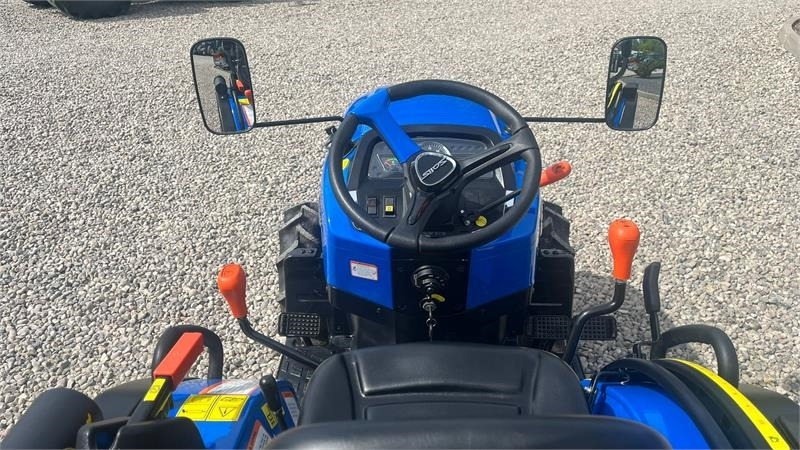 Solis S26 6+2 gearmaskine med servostyring - Tracteur agricole: photos 5 Solis S26 6+2 gearmaskine med servostyring - Tracteur agricole: photos 5