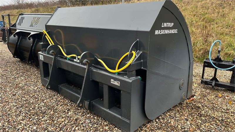 Volvo 5m3 Rauakoda Højtip skovl Rauakoda 5m3 højtip skov - Chargeuse sur pneus: photos 1 Volvo 5m3 Rauakoda Højtip skovl Rauakoda 5m3 højtip skov - Chargeuse sur pneus: photos 1