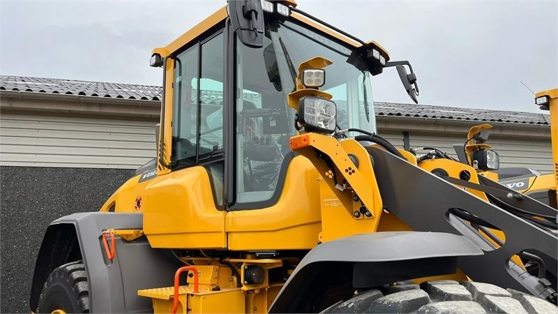 Volvo L 90H H2 fabriksny Dansk maskine med masser af ud - Chargeuse sur pneus: photos 2 Volvo L 90H H2 fabriksny Dansk maskine med masser af ud - Chargeuse sur pneus: photos 2