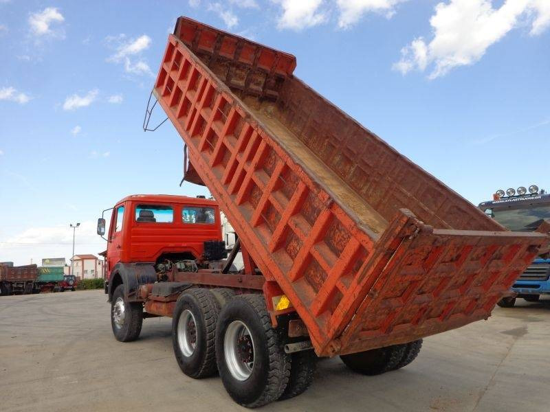 Mercedes-Benz NG 2632 V10 Mercedes Benz 2632K6X4 - Camion benne: photos 3 Mercedes-Benz NG 2632 V10 Mercedes Benz 2632K6X4 - Camion benne: photos 3