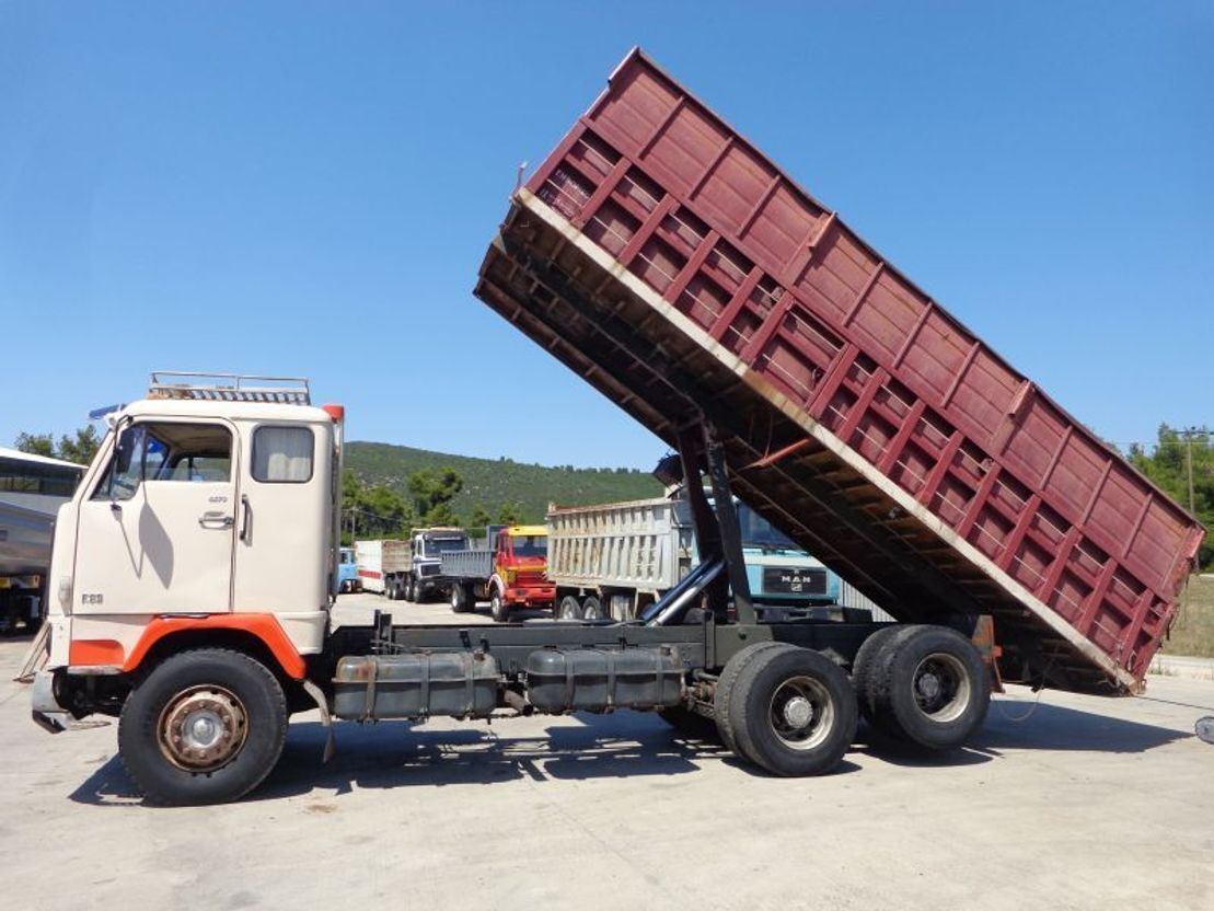Volvo F 89 VOLVO F89 (6X2) KIPPER - Camion benne: photos 3 Volvo F 89 VOLVO F89 (6X2) KIPPER - Camion benne: photos 3