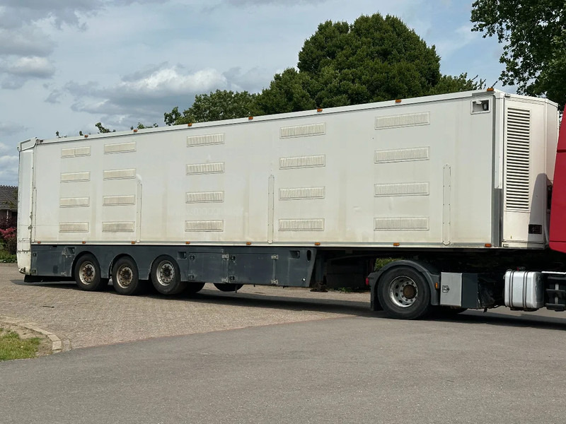 Berdex NO BERDEX HMK 4 stock livestock trailer SPF - Semi-remorque bétaillère: photos 2 Berdex NO BERDEX HMK 4 stock livestock trailer SPF - Semi-remorque bétaillère: photos 2