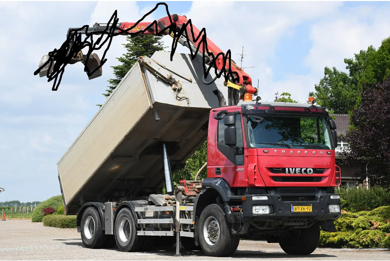 Iveco TRAKKER 450ps !!Z-KRAAN!!RADIO REMOTE!!3 SIDED TIPPER!!EURO5!! 10MM CHASSIS LIBIA!! - Camion benne, Camion grue: photos 1 Iveco TRAKKER 450ps !!Z-KRAAN!!RADIO REMOTE!!3 SIDED TIPPER!!EURO5!! 10MM CHASSIS LIBIA!! - Camion benne, Camion grue: photos 1
