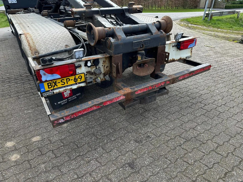 Camion ampliroll, Camion grue MAN TGS 35.400 8X4 !!TRIPLE!! 24tm KRAAN/HAAKARM!!RADIO REMOTE!!: photos 16 Camion ampliroll, Camion grue MAN TGS 35.400 8X4 !!TRIPLE!! 24tm KRAAN/HAAKARM!!RADIO REMOTE!!: photos 16