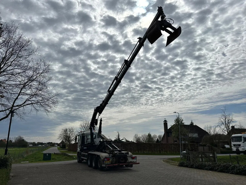 Camion ampliroll, Camion grue MAN TGS 35.400 8X4 !!TRIPLE!! 24tm KRAAN/HAAKARM!!RADIO REMOTE!!: photos 7 Camion ampliroll, Camion grue MAN TGS 35.400 8X4 !!TRIPLE!! 24tm KRAAN/HAAKARM!!RADIO REMOTE!!: photos 7