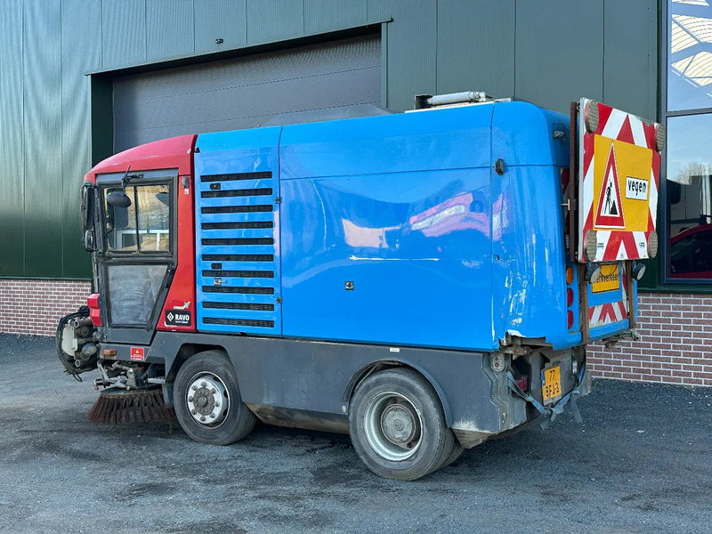 Ravo 580 VEEGMACHINE/SWEEPER!! - Balayeuse de voirie: photos 3 Ravo 580 VEEGMACHINE/SWEEPER!! - Balayeuse de voirie: photos 3