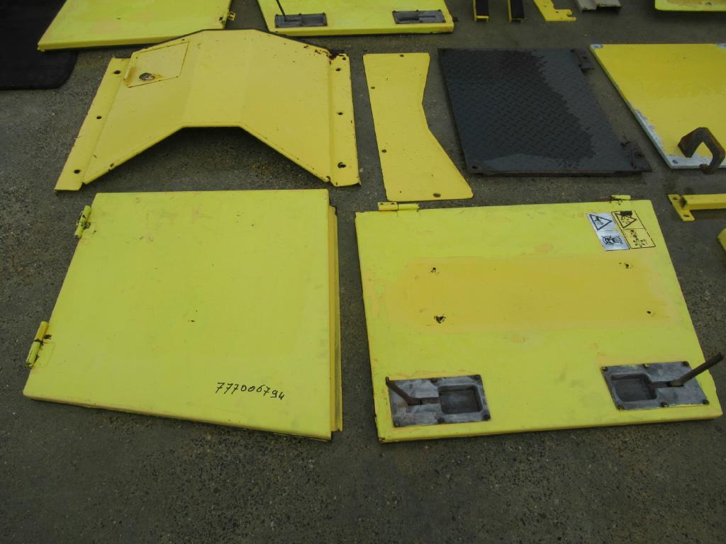 Bomag BC572RB - - Portière et pièces pour Engins de chantier: photos 3 Bomag BC572RB - - Portière et pièces pour Engins de chantier: photos 3