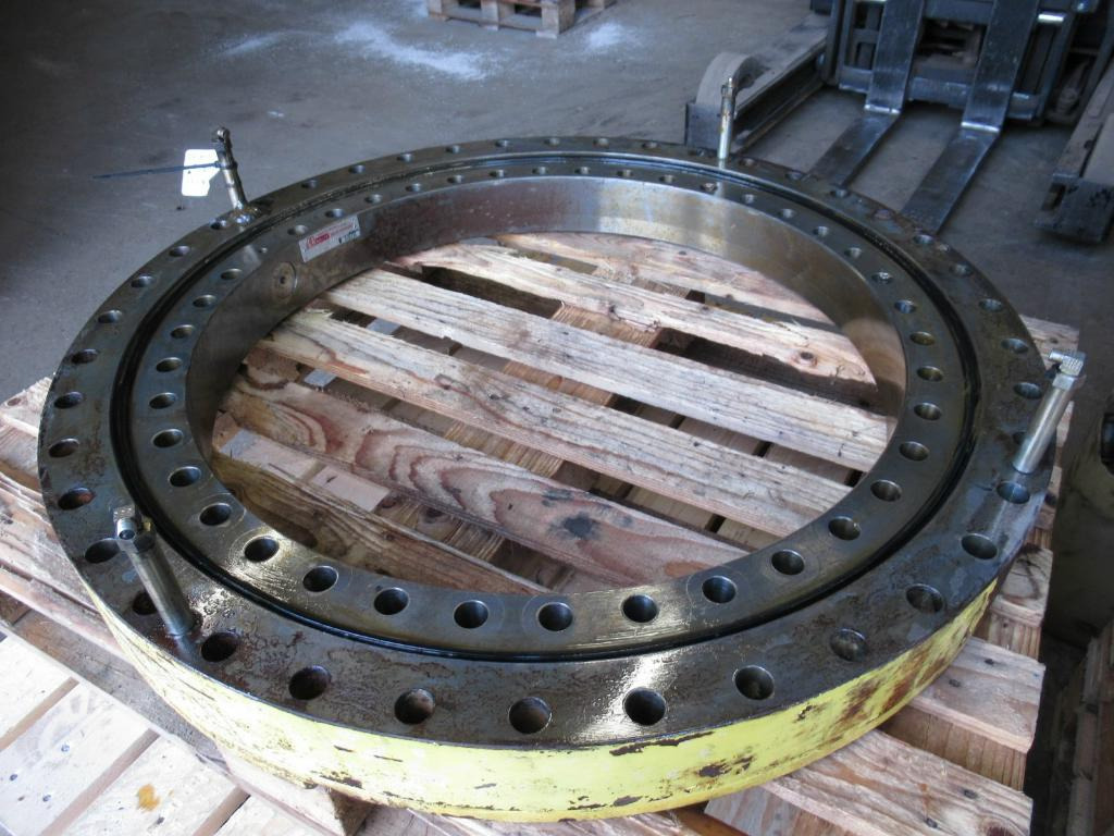 Bomag BC972RB BC1172RB - - Couronne d'orientation pour Engins de chantier: photos 1 Bomag BC972RB BC1172RB - - Couronne d'orientation pour Engins de chantier: photos 1