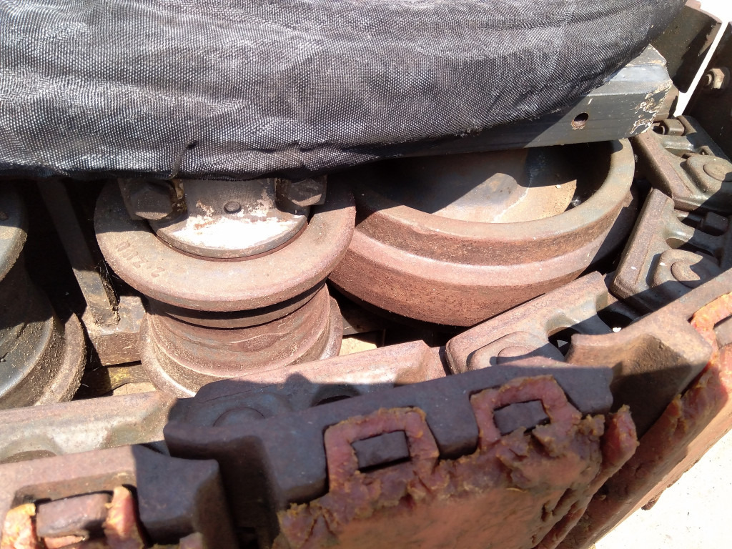 Bomag BM1200-35 - - Pièces de train de roulement pour Engins de chantier: photos 3 Bomag BM1200-35 - - Pièces de train de roulement pour Engins de chantier: photos 3