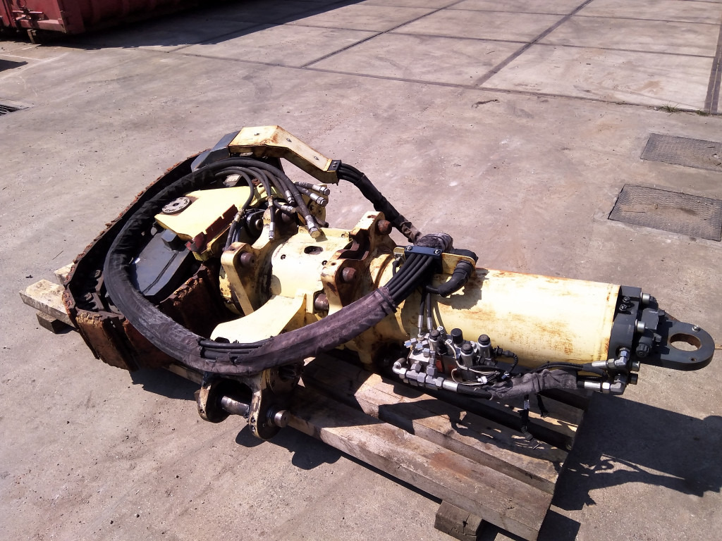 Bomag BM1200-35 - - Pièces de train de roulement pour Engins de chantier: photos 2 Bomag BM1200-35 - - Pièces de train de roulement pour Engins de chantier: photos 2