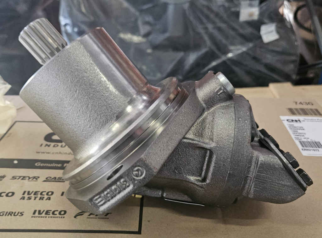 Case 48072675 - Moteur hydraulique pour Engins de chantier: photos 2 Case 48072675 - Moteur hydraulique pour Engins de chantier: photos 2