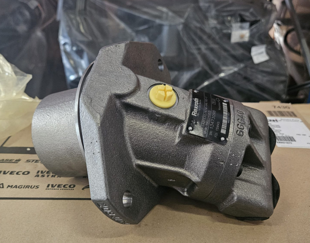 Case 48072675 - Moteur hydraulique pour Engins de chantier: photos 1 Case 48072675 - Moteur hydraulique pour Engins de chantier: photos 1