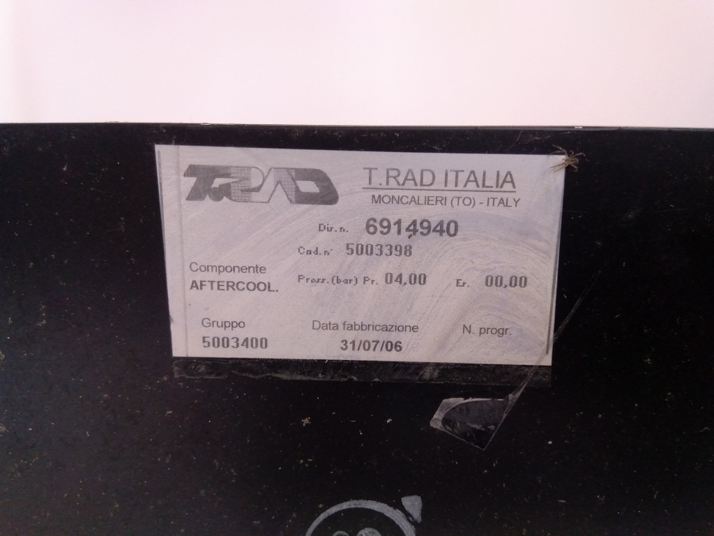 Case 6914940 - Intercooler pour Engins de chantier: photos 4 Case 6914940 - Intercooler pour Engins de chantier: photos 4