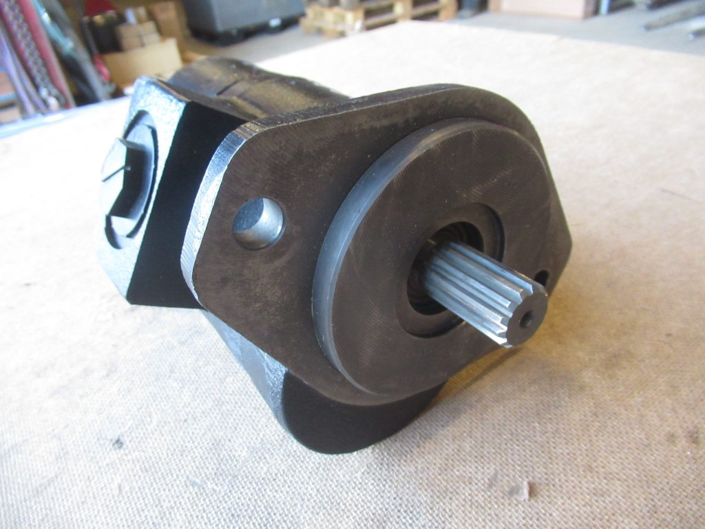 Case 87546977R - 87546977 - Pistons/ Anneaux/ Manchons pour Engins de chantier: photos 2 Case 87546977R - 87546977 - Pistons/ Anneaux/ Manchons pour Engins de chantier: photos 2