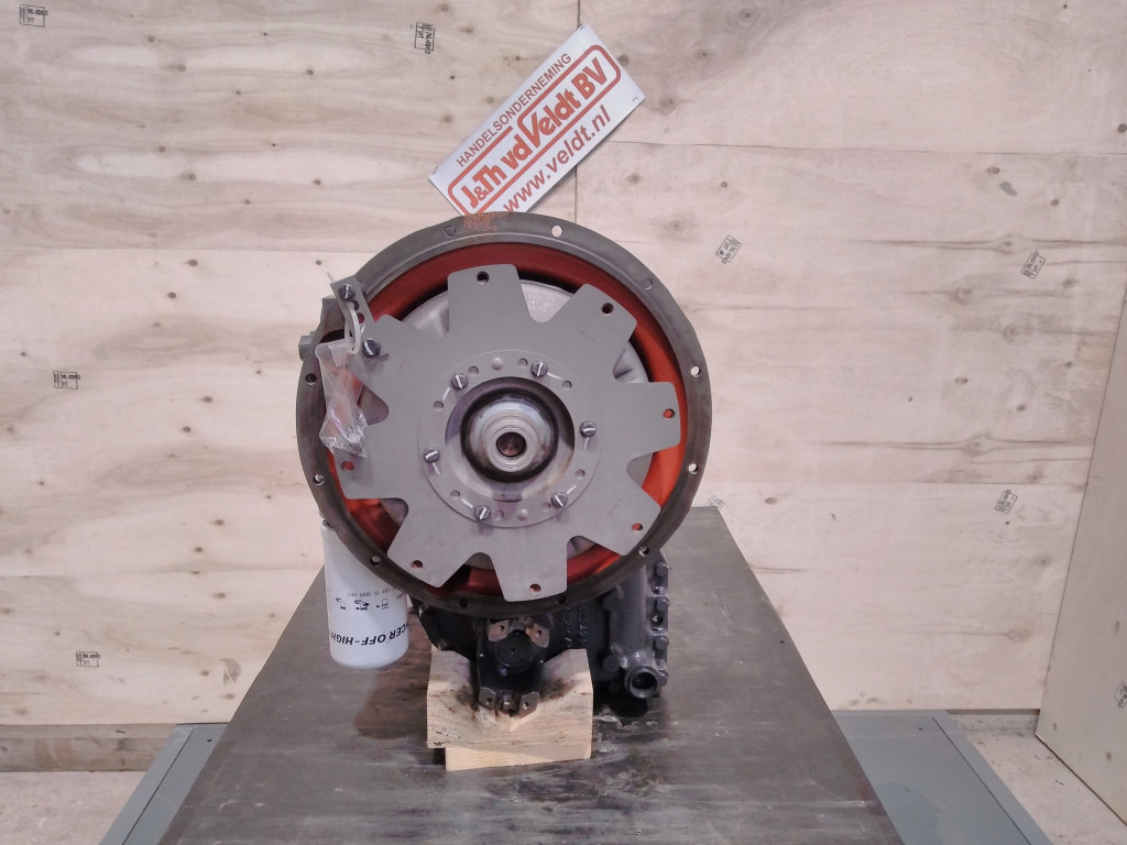 Case 87749355 - 87571324 - Boîte de vitesse pour Engins de chantier: photos 2 Case 87749355 - 87571324 - Boîte de vitesse pour Engins de chantier: photos 2