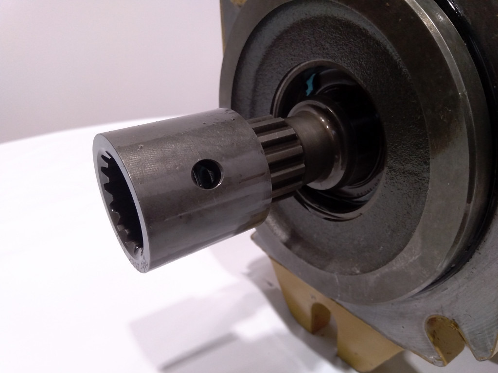 Caterpillar 2370954 - Pistons/ Anneaux/ Manchons pour Engins de chantier: photos 5 Caterpillar 2370954 - Pistons/ Anneaux/ Manchons pour Engins de chantier: photos 5