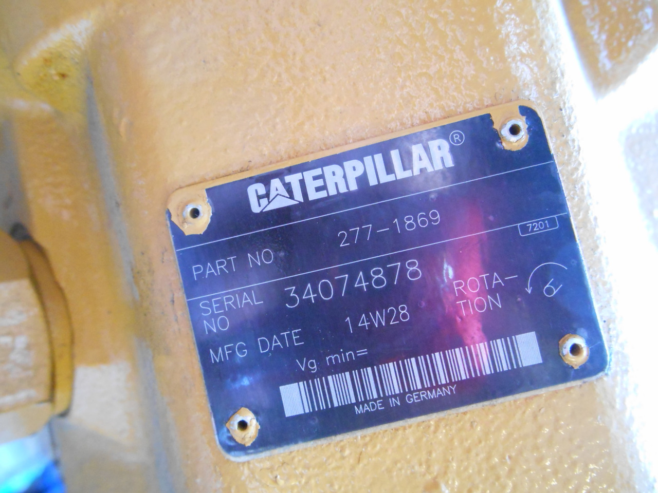 Caterpillar 2771869 - Pistons/ Anneaux/ Manchons pour Engins de chantier: photos 4 Caterpillar 2771869 - Pistons/ Anneaux/ Manchons pour Engins de chantier: photos 4