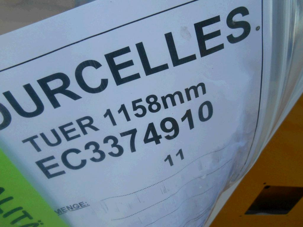 Caterpillar 3384008 - 3374910 - Portière et pièces pour Engins de chantier: photos 2 Caterpillar 3384008 - 3374910 - Portière et pièces pour Engins de chantier: photos 2