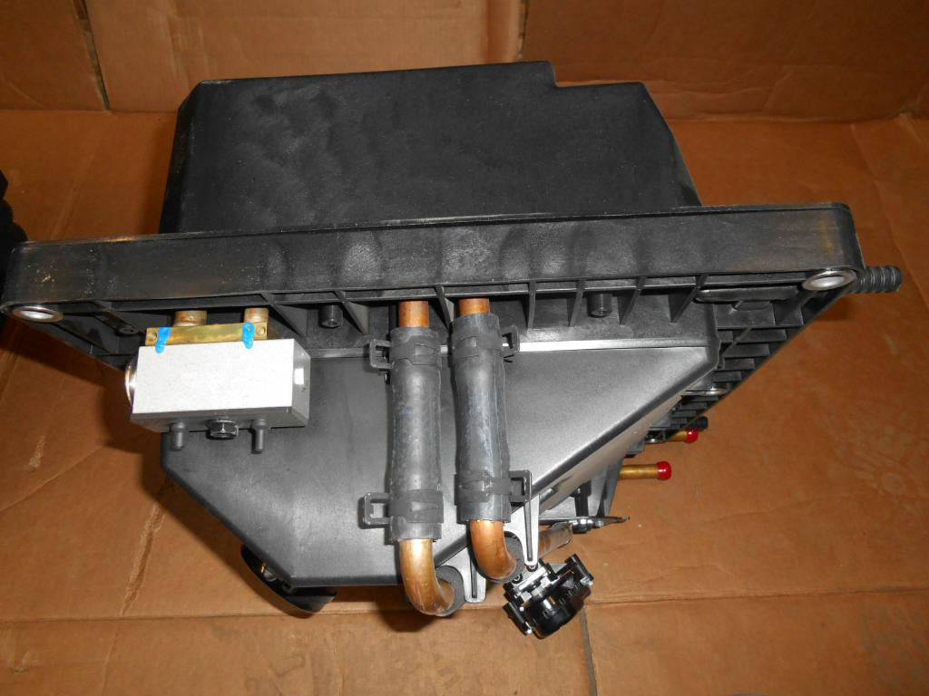 Caterpillar 3750340 - 5142706 - Pièce de climatisation pour Engins de chantier: photos 3 Caterpillar 3750340 - 5142706 - Pièce de climatisation pour Engins de chantier: photos 3