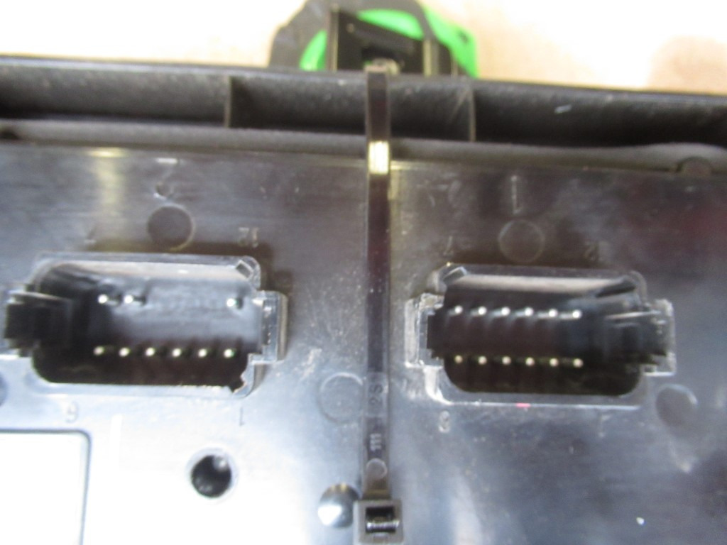Caterpillar 3757305 - Panel de instrumentos pour Engins de chantier: photos 3 Caterpillar 3757305 - Panel de instrumentos pour Engins de chantier: photos 3