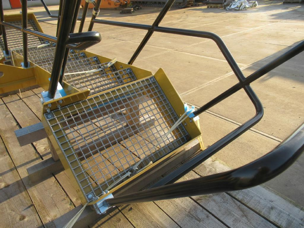 Caterpillar 4778550 - 3767608 - Portière et pièces pour Engins de chantier: photos 5 Caterpillar 4778550 - 3767608 - Portière et pièces pour Engins de chantier: photos 5
