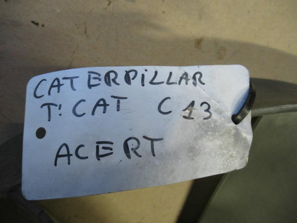 Caterpillar C13 - - Ventilateur pour Engins de chantier: photos 3 Caterpillar C13 - - Ventilateur pour Engins de chantier: photos 3
