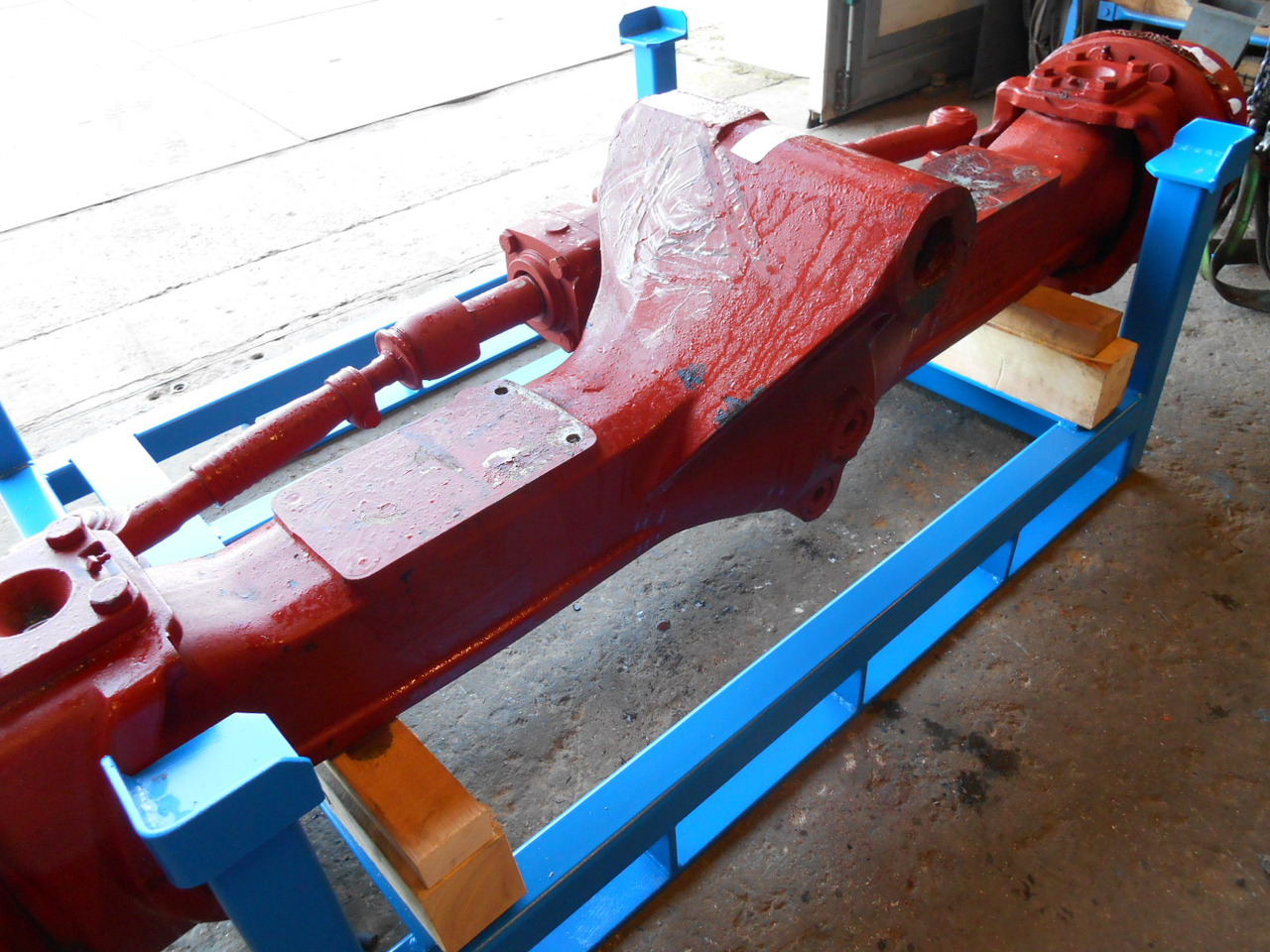 Doosan 1001040123 - 4472074052 - Essieu avant pour Engins de chantier: photos 3 Doosan 1001040123 - 4472074052 - Essieu avant pour Engins de chantier: photos 3
