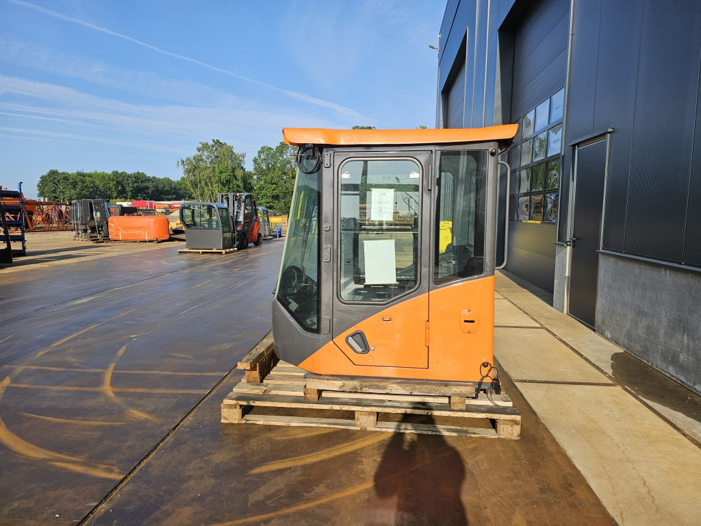 Cabine pour Engins de chantier neuf Doosan 220101-00229T - 220101-00229X: photos 9