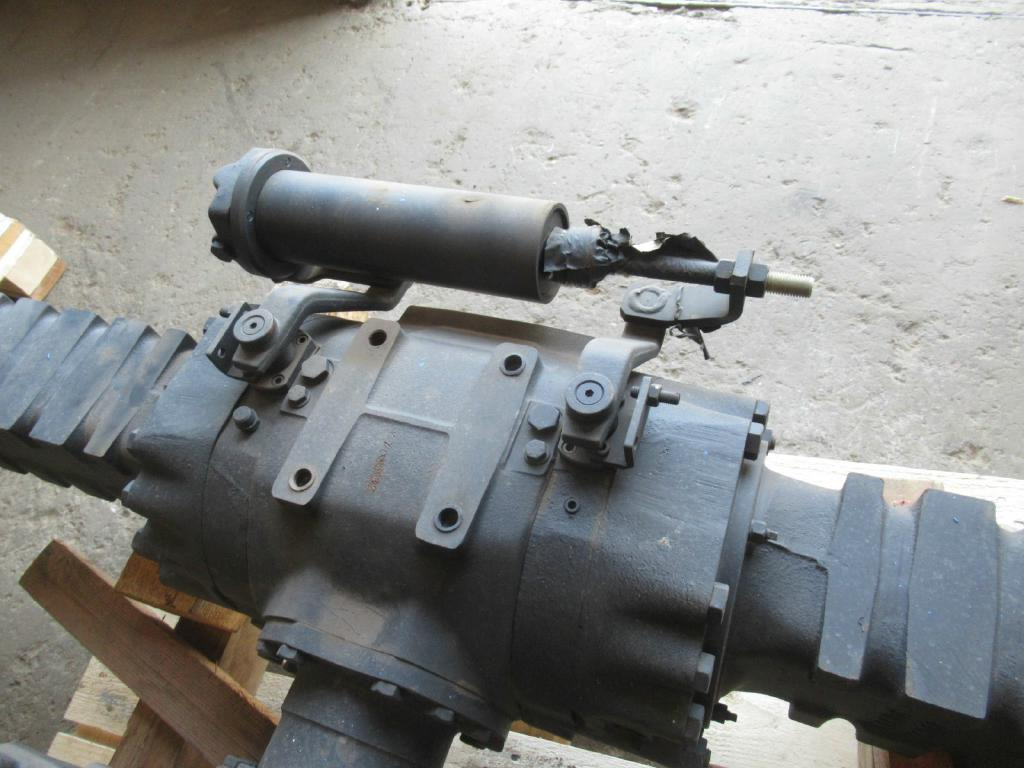 Fiat Hitachi 153310035 - Essieu arrière pour Engins de chantier: photos 3 Fiat Hitachi 153310035 - Essieu arrière pour Engins de chantier: photos 3