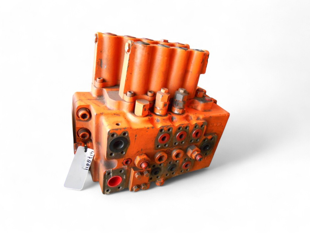 Hitachi 4221837 - 71401637 - Valve hydraulique pour Engins de chantier: photos 1 Hitachi 4221837 - 71401637 - Valve hydraulique pour Engins de chantier: photos 1