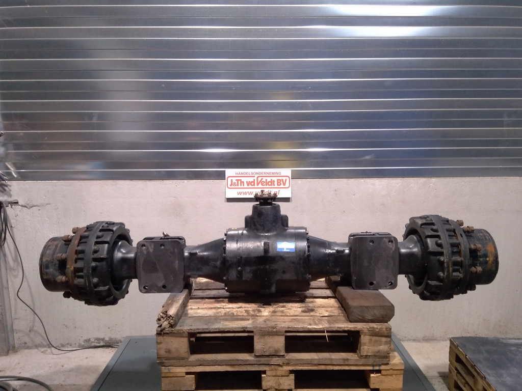 Hitachi 4654429 - Essieu arrière pour Engins de chantier: photos 1 Hitachi 4654429 - Essieu arrière pour Engins de chantier: photos 1