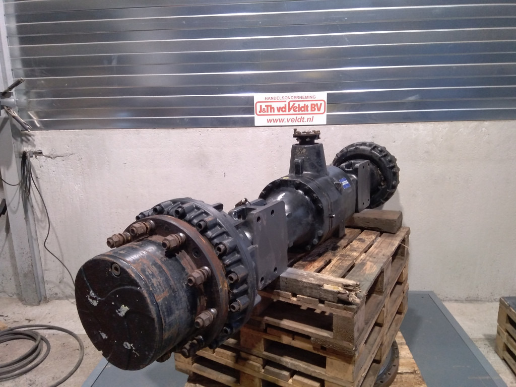 Hitachi 4654429 - Essieu arrière pour Engins de chantier: photos 3 Hitachi 4654429 - Essieu arrière pour Engins de chantier: photos 3