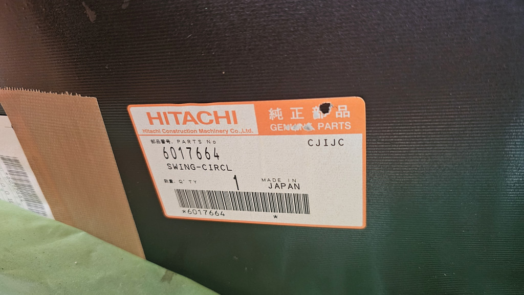 Hitachi 6017664 - 6027751 - Couronne d'orientation pour Engins de chantier: photos 2 Hitachi 6017664 - 6027751 - Couronne d'orientation pour Engins de chantier: photos 2