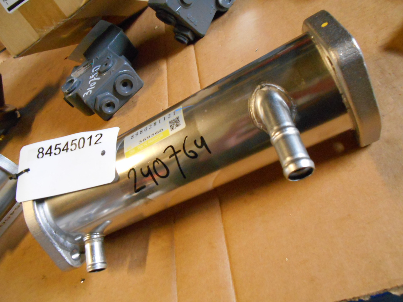 Hitachi 8980281121 - 8982127150 - Refroidisseur EGR pour Machine agricole: photos 2 Hitachi 8980281121 - 8982127150 - Refroidisseur EGR pour Machine agricole: photos 2