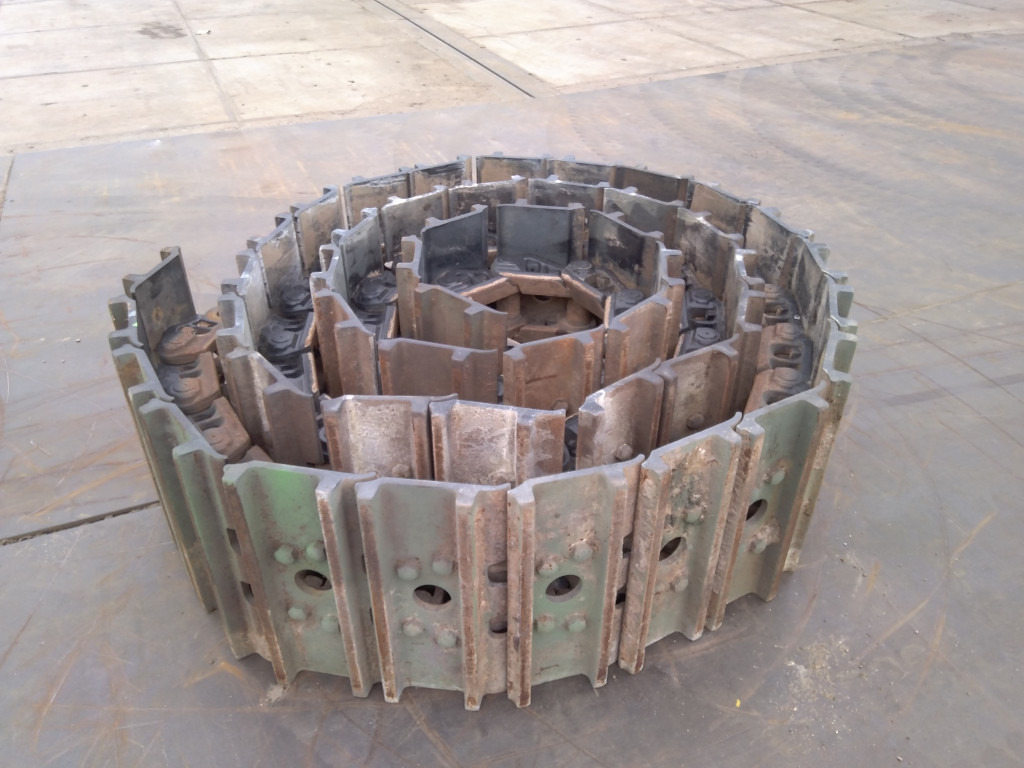 Hitachi 9261594 - 9254119 - Chenille pour Engins de chantier: photos 1 Hitachi 9261594 - 9254119 - Chenille pour Engins de chantier: photos 1