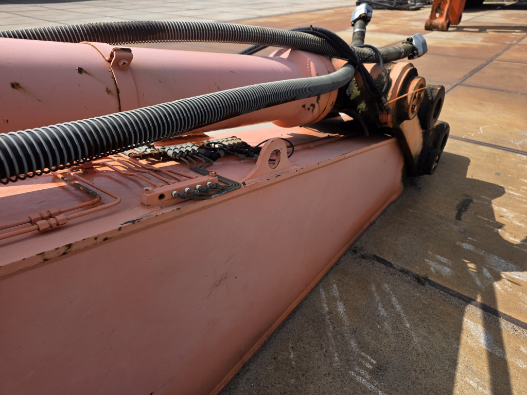 Hitachi EX750-5 - 5004146 - Flèche pour Engins de chantier: photos 2 Hitachi EX750-5 - 5004146 - Flèche pour Engins de chantier: photos 2