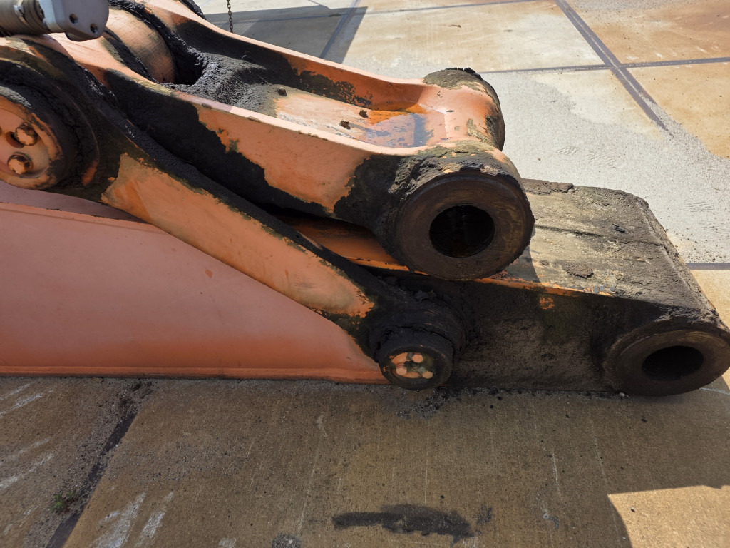 Hitachi EX750-5 - 9135250 - Flèche pour Engins de chantier: photos 1 Hitachi EX750-5 - 9135250 - Flèche pour Engins de chantier: photos 1