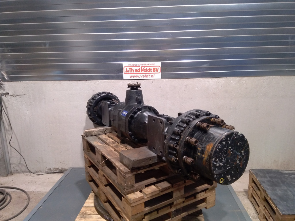 Hitachi R-ITA-716316 - 4654429 - Essieu arrière pour Engins de chantier: photos 2 Hitachi R-ITA-716316 - 4654429 - Essieu arrière pour Engins de chantier: photos 2