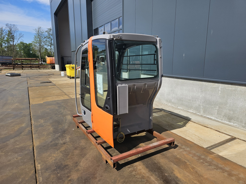 Hitachi ZX-1 Short Swing - 4459509 - Cabine pour Engins de chantier: photos 2 Hitachi ZX-1 Short Swing - 4459509 - Cabine pour Engins de chantier: photos 2