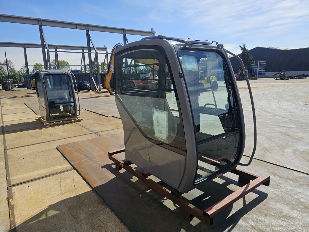 Hitachi ZX-1 Short Swing - 4478427 - Cabine pour Engins de chantier: photos 3 Hitachi ZX-1 Short Swing - 4478427 - Cabine pour Engins de chantier: photos 3