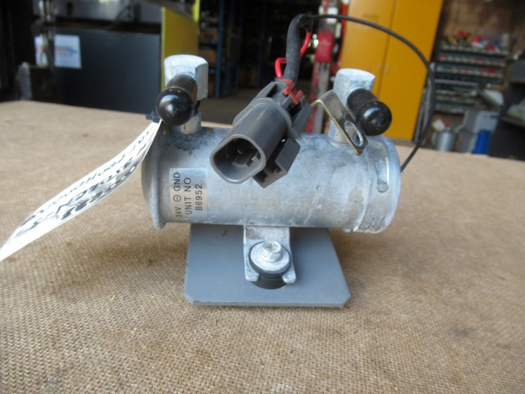 Hitachi ZX350LCN-3 - - Pompe à carburant pour Engins de chantier: photos 2 Hitachi ZX350LCN-3 - - Pompe à carburant pour Engins de chantier: photos 2