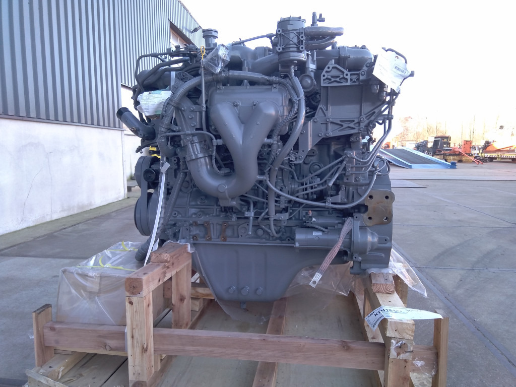 Isuzu 6UZ1XBSS-01 - KTH16141 - Moteur pour Engins de chantier: photos 1 Isuzu 6UZ1XBSS-01 - KTH16141 - Moteur pour Engins de chantier: photos 1