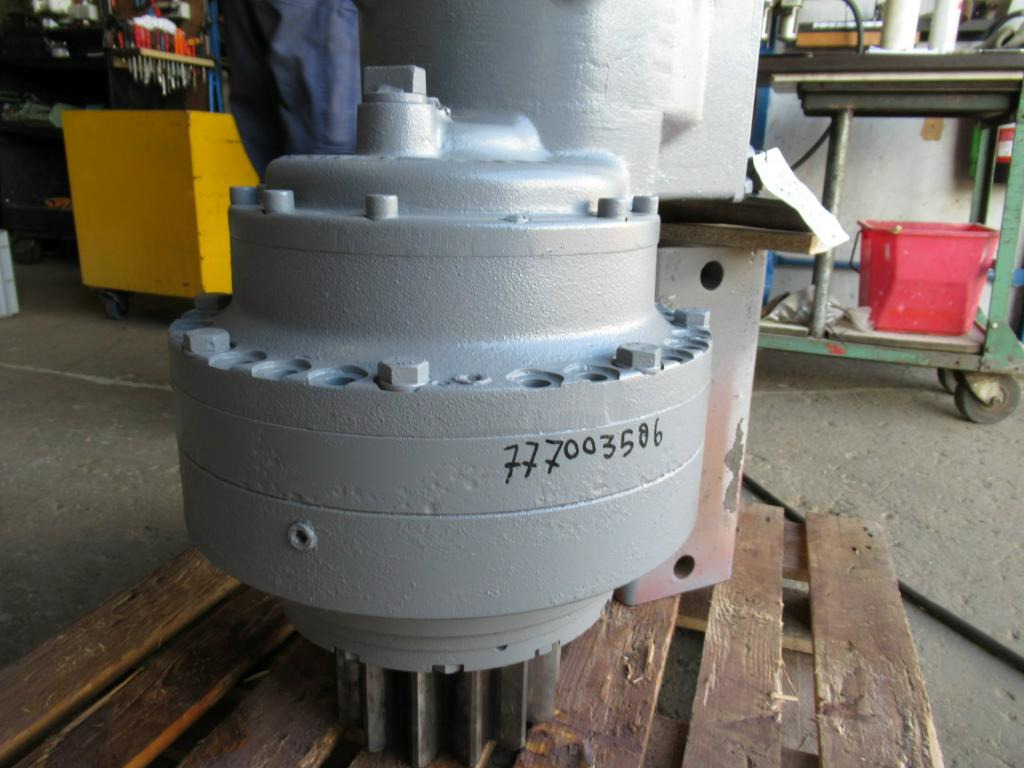 Kawasaki SX504BM-RG250SM-2 - - Moteur de rotation pour Engins de chantier: photos 4 Kawasaki SX504BM-RG250SM-2 - - Moteur de rotation pour Engins de chantier: photos 4