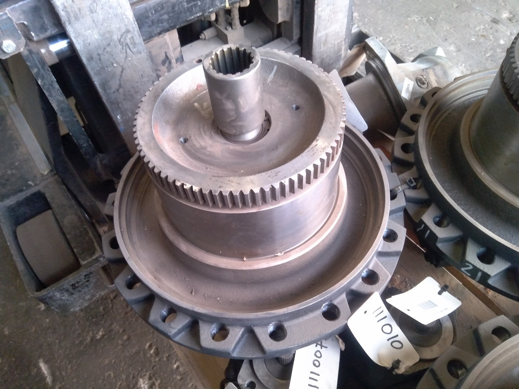 Kobelco LB15V00003F3 - LB15V00003F1 - Moteur hydraulique pour Engins de chantier: photos 1 Kobelco LB15V00003F3 - LB15V00003F1 - Moteur hydraulique pour Engins de chantier: photos 1