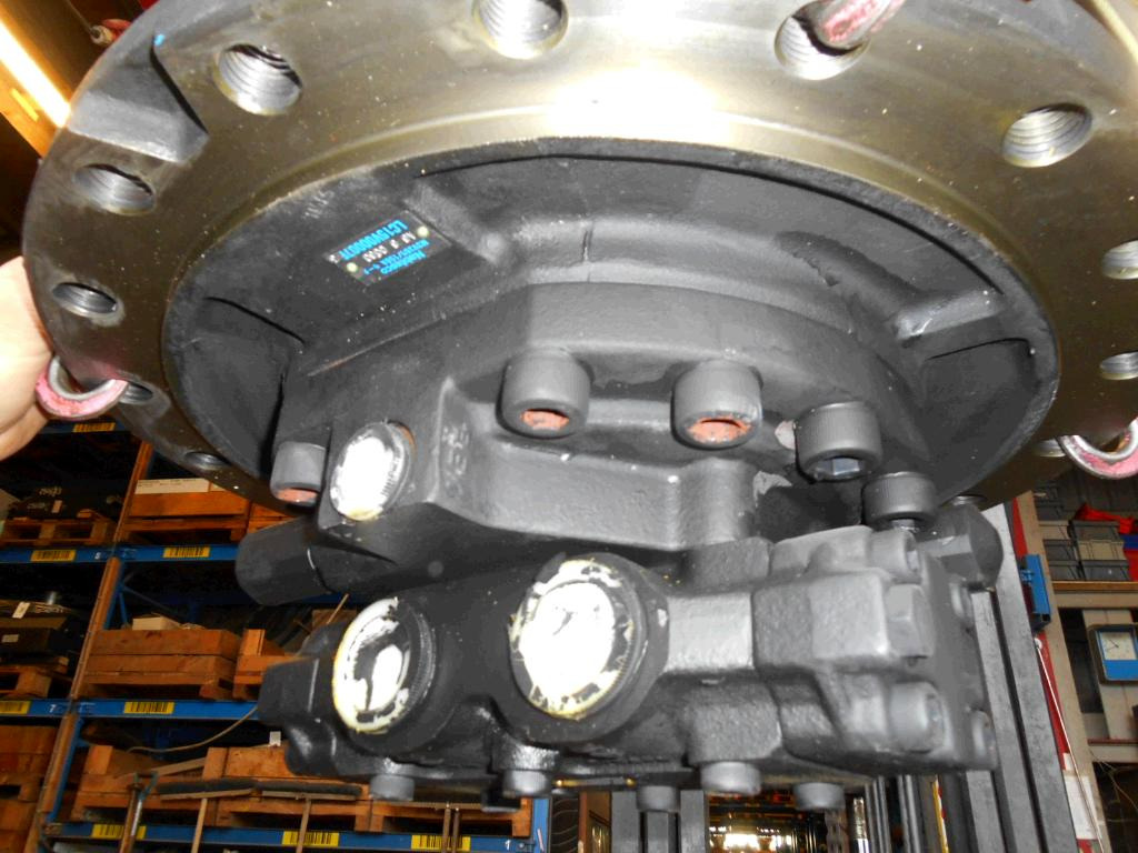 Kobelco LC15V00007F3 - Moteur hydraulique pour Engins de chantier: photos 5 Kobelco LC15V00007F3 - Moteur hydraulique pour Engins de chantier: photos 5